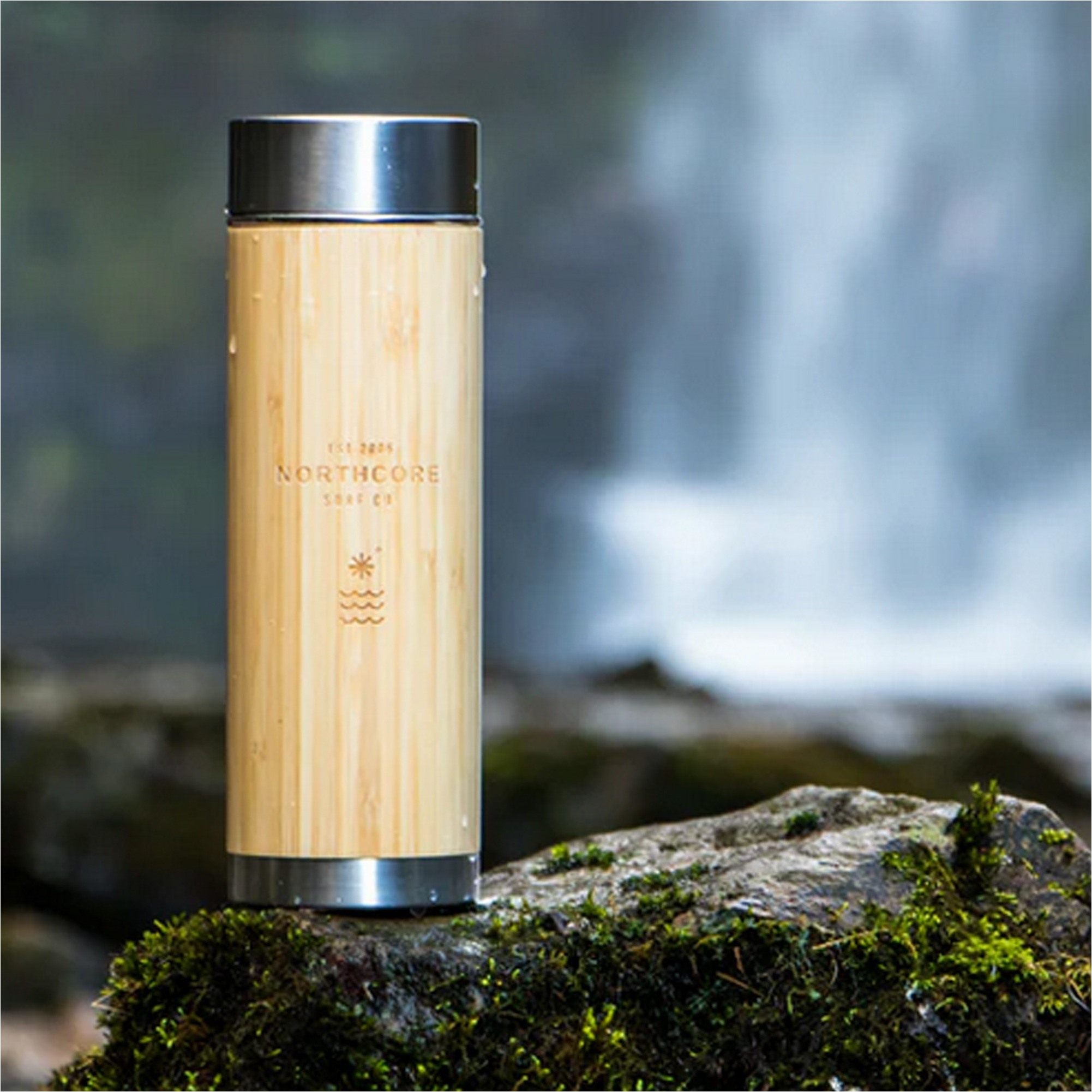 2025 Northcore Bamboo & Stainless Steel Flask With Mug 360ml NOCO97B